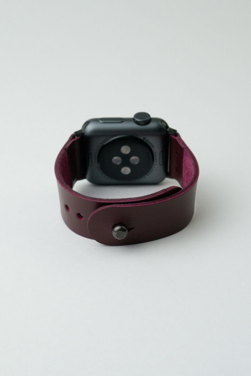 Ремешок для Apple Watch вишневый